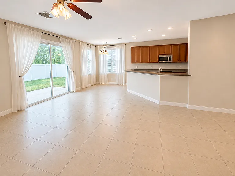 136 Pine Arbor Cir — Photo 9
