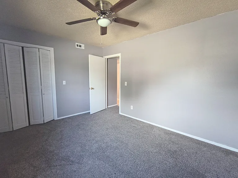 11417 N May Ave #1-D — Photo 25