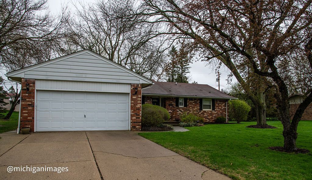 2223 Strader Dr - Property Image