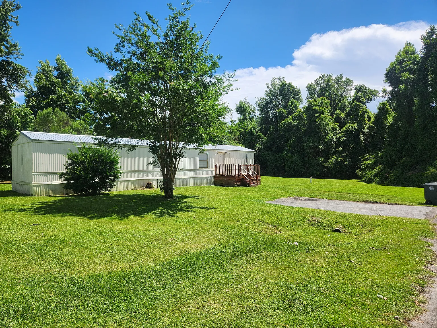 2 bed, 1080 sqft, $1,100 — Photo 3