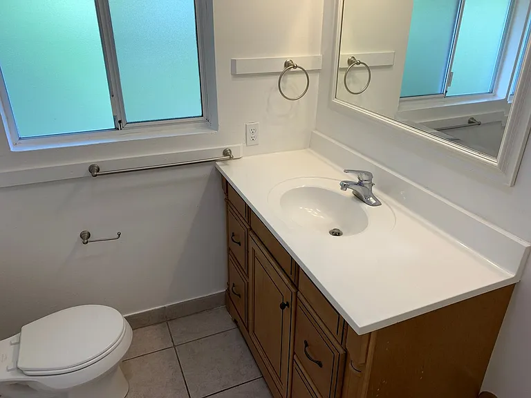 4700 Dexter Dr — Photo 50