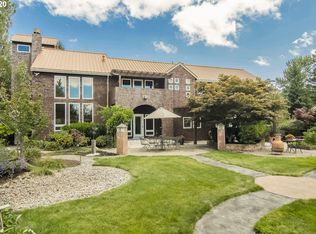 4040 NW Thunder Crest Rd, Portland, OR 97209