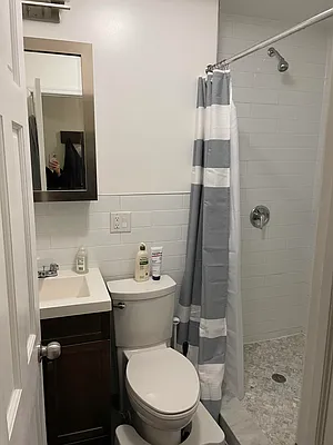 Rented by Bond New York | media 31