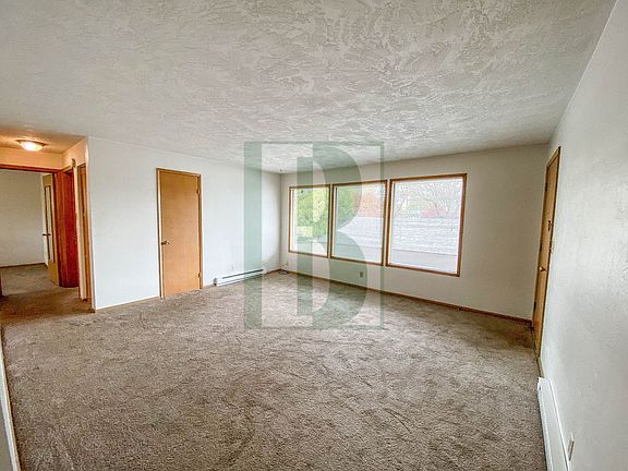 5th image of 482-494 18th St NE #484
