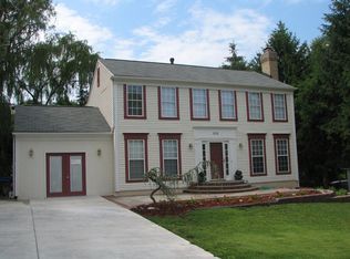 906 Pheasant Run Dr, Gaithersburg, MD 20878