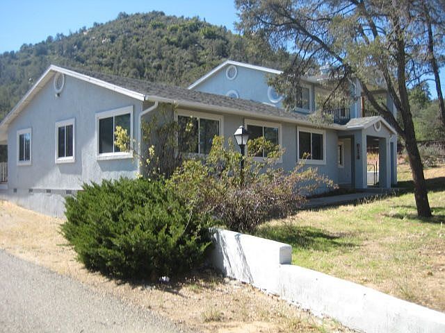 2nd image of 2085 W Thumb Butte Rd