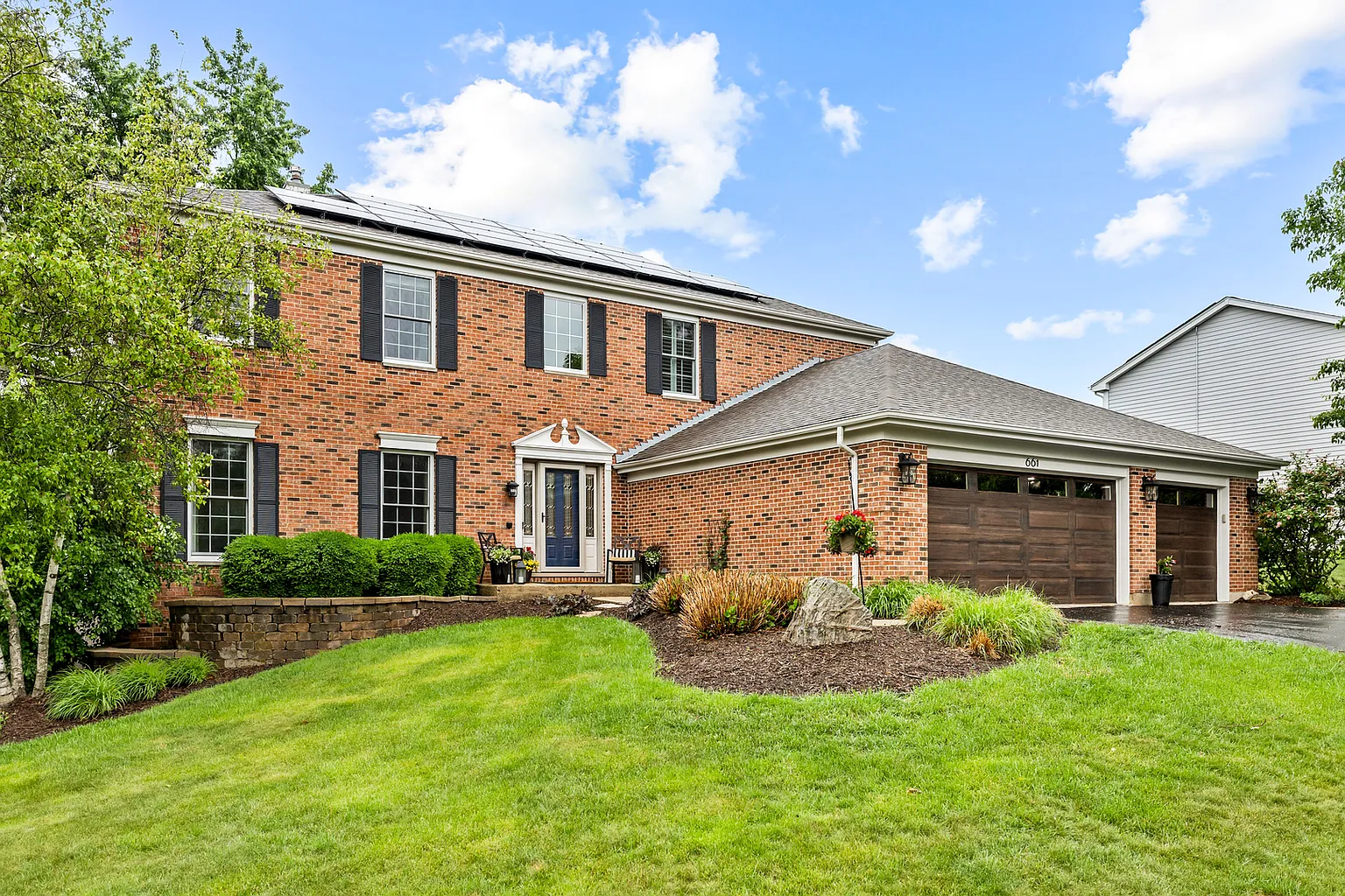 661 Regal Ln photo 1