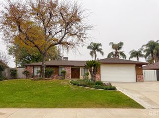 3105 Fortune St, Bakersfield, CA 93313