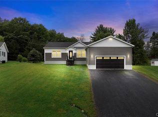 6323 Kolton Dr, Rome, NY 13440