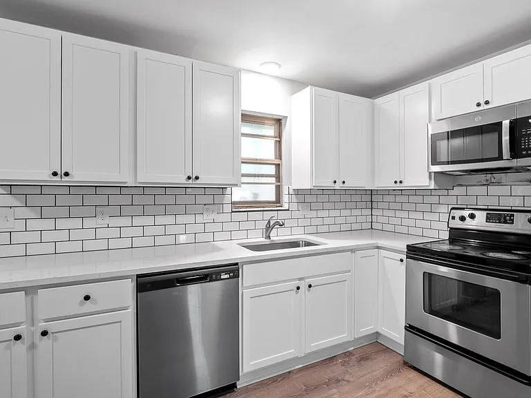 1310 S 49th Ter #1310 — Photo 7