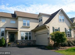 9229 Falling Water Dr, Bristow, VA 20136