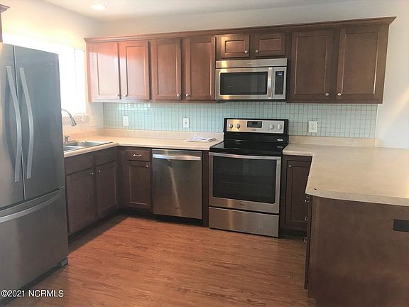 3rd image of 5206c Largo Court