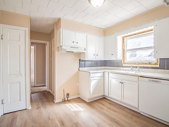 5th image of 604 E Reppto St