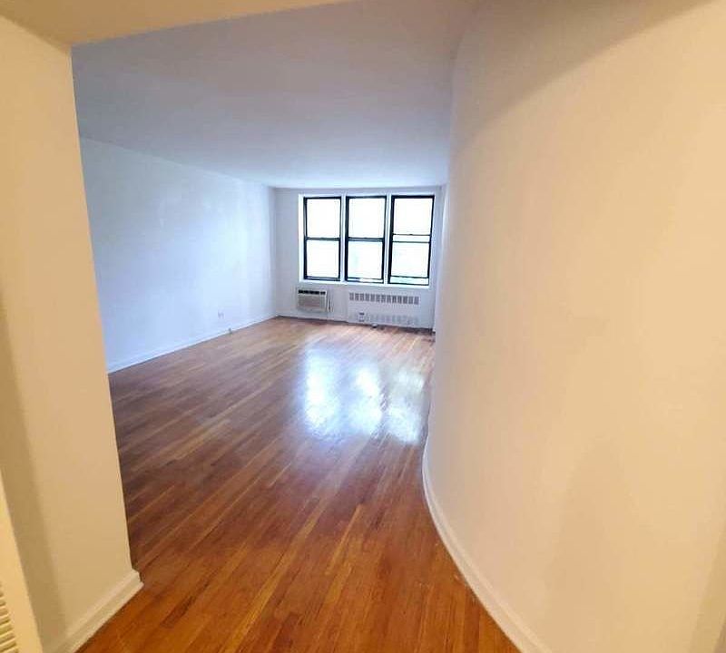 1st image of 315 Ocean Pkwy #N2