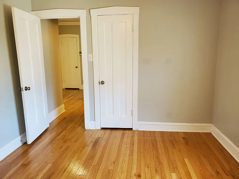 4651-61 N. Manor Ave — Photo 16