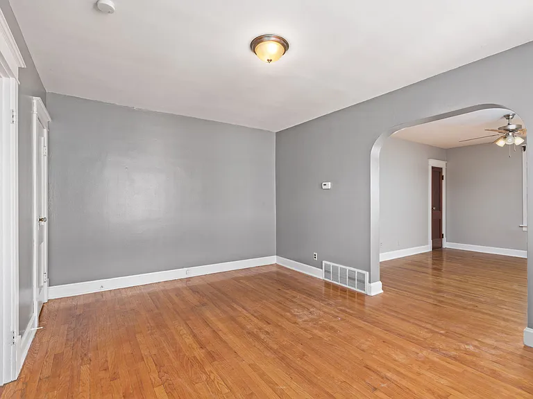 2736 Hampton Ave #2738 — Photo 15