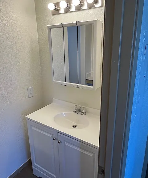 Sportsman's Royal Manor — Photo 14