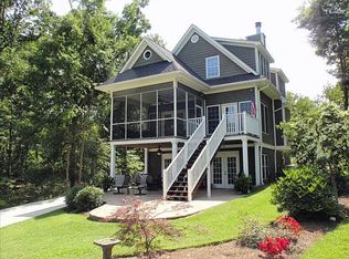 1206 Crooked Rd, Gilbert, SC 29054