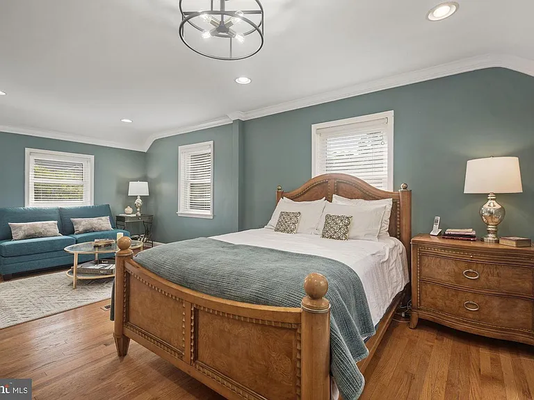 205 W Cameron Rd — Photo 13