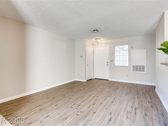 5th image of 3150 Soft Breezes Dr APT 1172