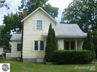 124 N Elm St, Ithaca, MI 48847