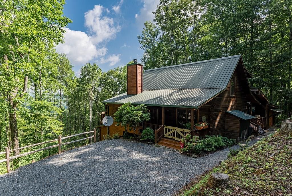 110 Hemlock Ln, Topton, NC 28781 | Zillow