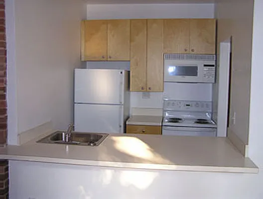 Rented by MGN Real Estate | media 9