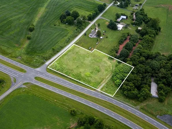 Harpine Hwy, Broadway, VA 22815