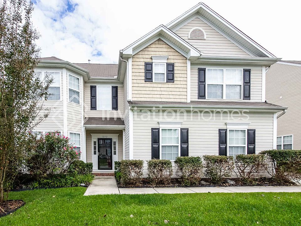 1st image of 12132 Palomar Dr