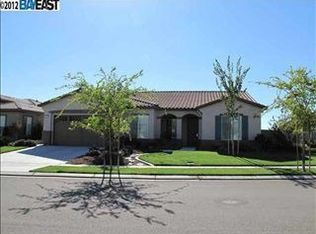 2487 Appleleaf Ln, Manteca, CA 95336
