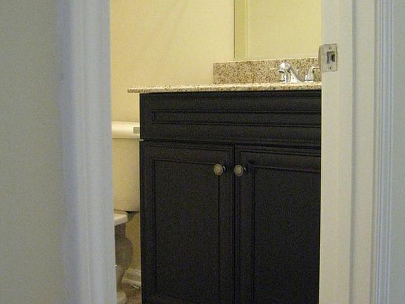 NEW CUSTOM VANITIES