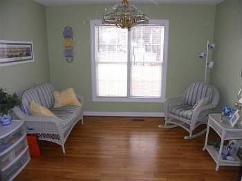 4th image of 2636 Rosewood Dr