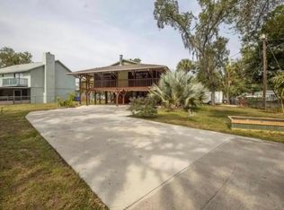 1925 Maydell Dr, Tampa, FL 33619