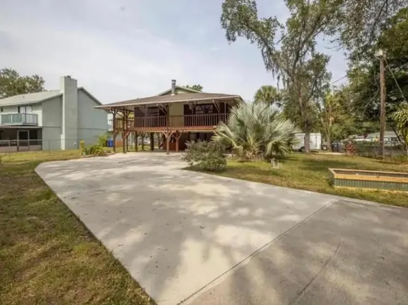 1925 Maydell Dr, Tampa, FL 33619