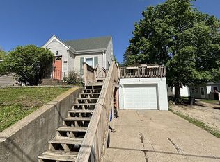 2240 Schroeder St, Dubuque, IA 52001