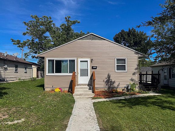 2nd image of 8208 W Keefe AVENUE