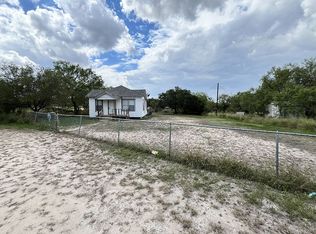 5563 Catherine Dr, Robstown, TX 78380