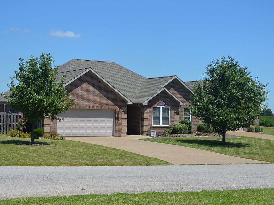1st image of 734 W Conwell Dr
