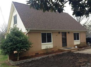 908 Canterbury Ct, Gastonia, NC 28052