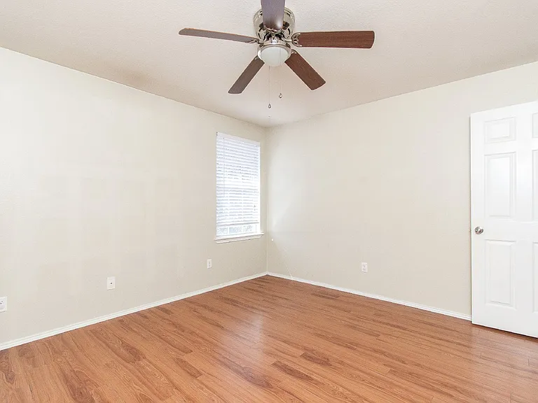5503 Bridgewood Dr — Photo 21