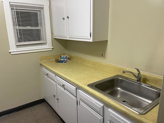 5th image of 212-214 Washington St #214-1
