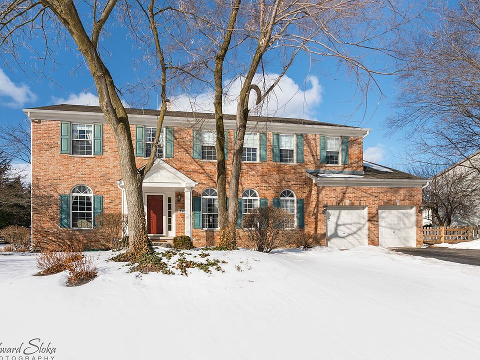 BEAUTIFUL EXPANDED HARTFORD MODEL WITH OVER 4500 SQ. FEET OF LIVING SPACE