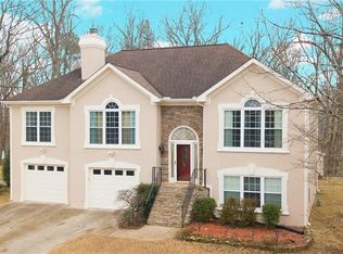 3950 Oak Woods Ct, Douglasville, GA 30135