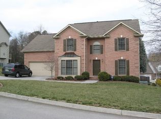10041 Delle Meade Dr, Knoxville, TN 37931