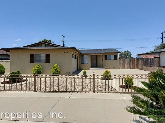 2nd image of 533 E Mariposa Way