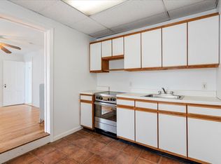 125 Deer Park Ave UNIT B, Babylon, NY 11702