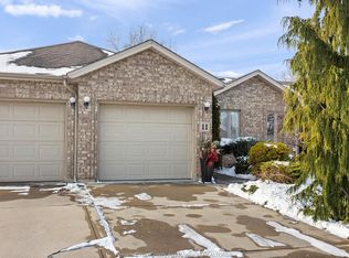 11 Malibu Dr, Leamington, ON N8H 5G4