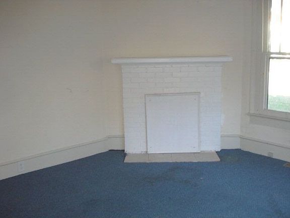 2nd image of 327 Henry St