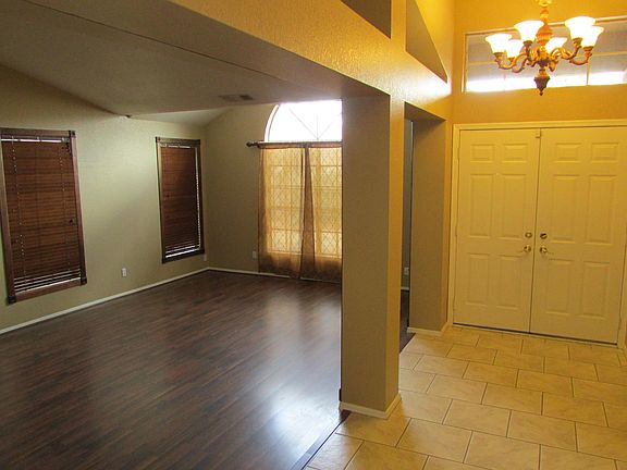 5th image of 3625 E Liberty Ln