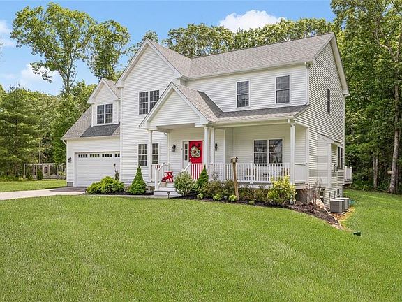 2nd image of 12 Camden Ct